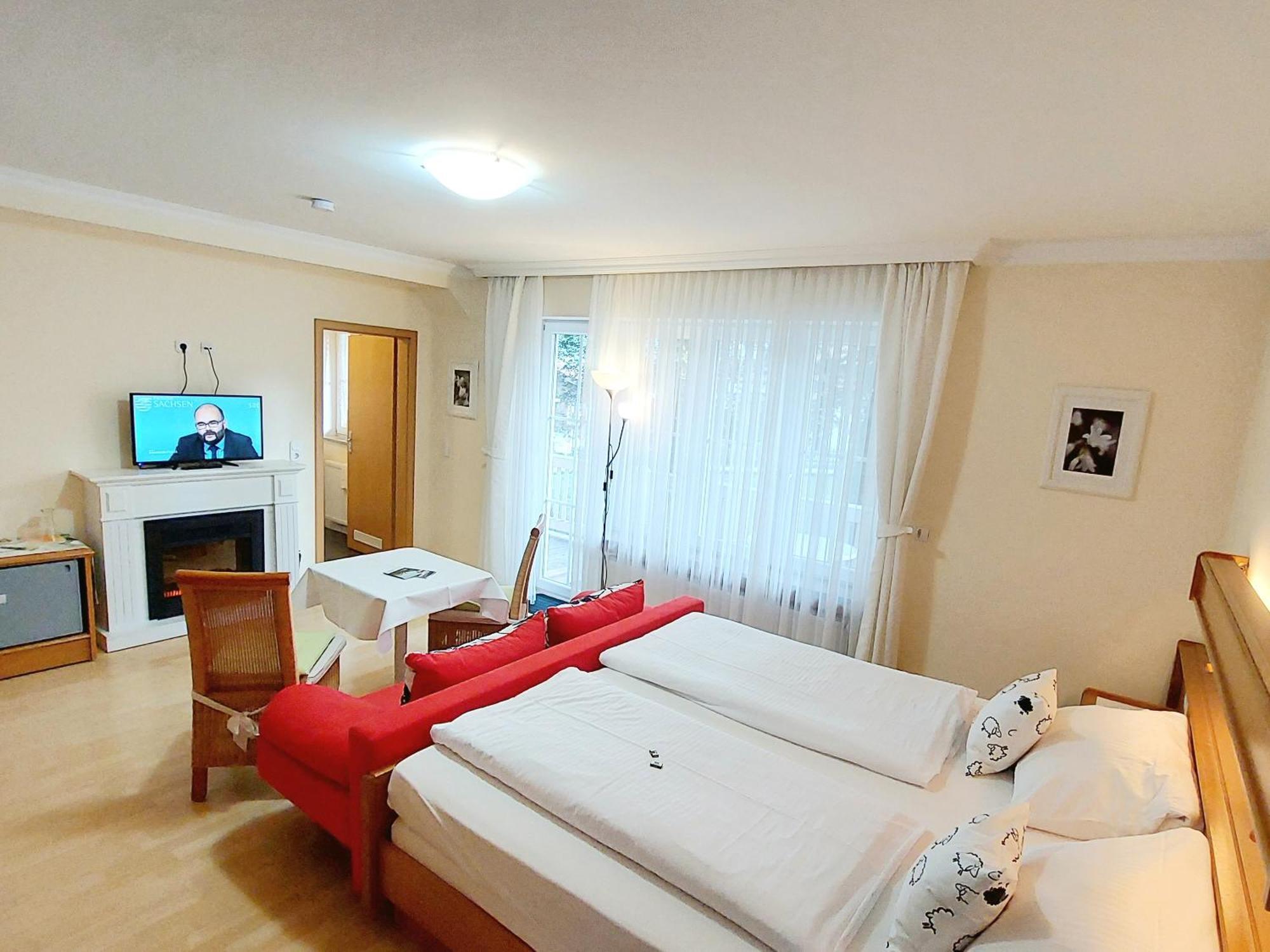 Parkhotel Ruhpolding Inklusive Chiemgaukarte מראה חיצוני תמונה